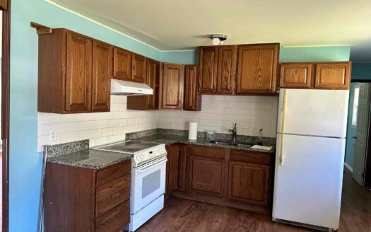 8704 Montery Rd, Indianapolis, IN 46226-5550