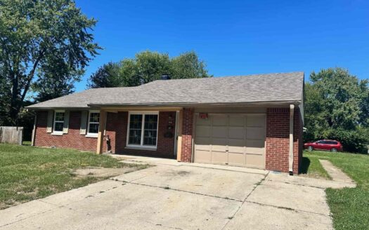 8704 Montery Rd, Indianapolis, IN 46226-5550