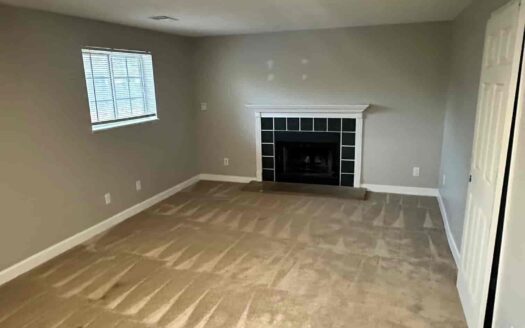 1338 Timber Trl, Greenwood, IN 46142-1141